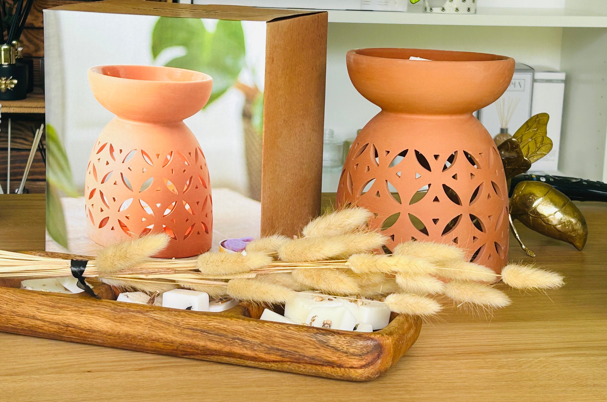 20CM LARGE TERRACOTTA OIL BURNER - Carly's candles & wax melts