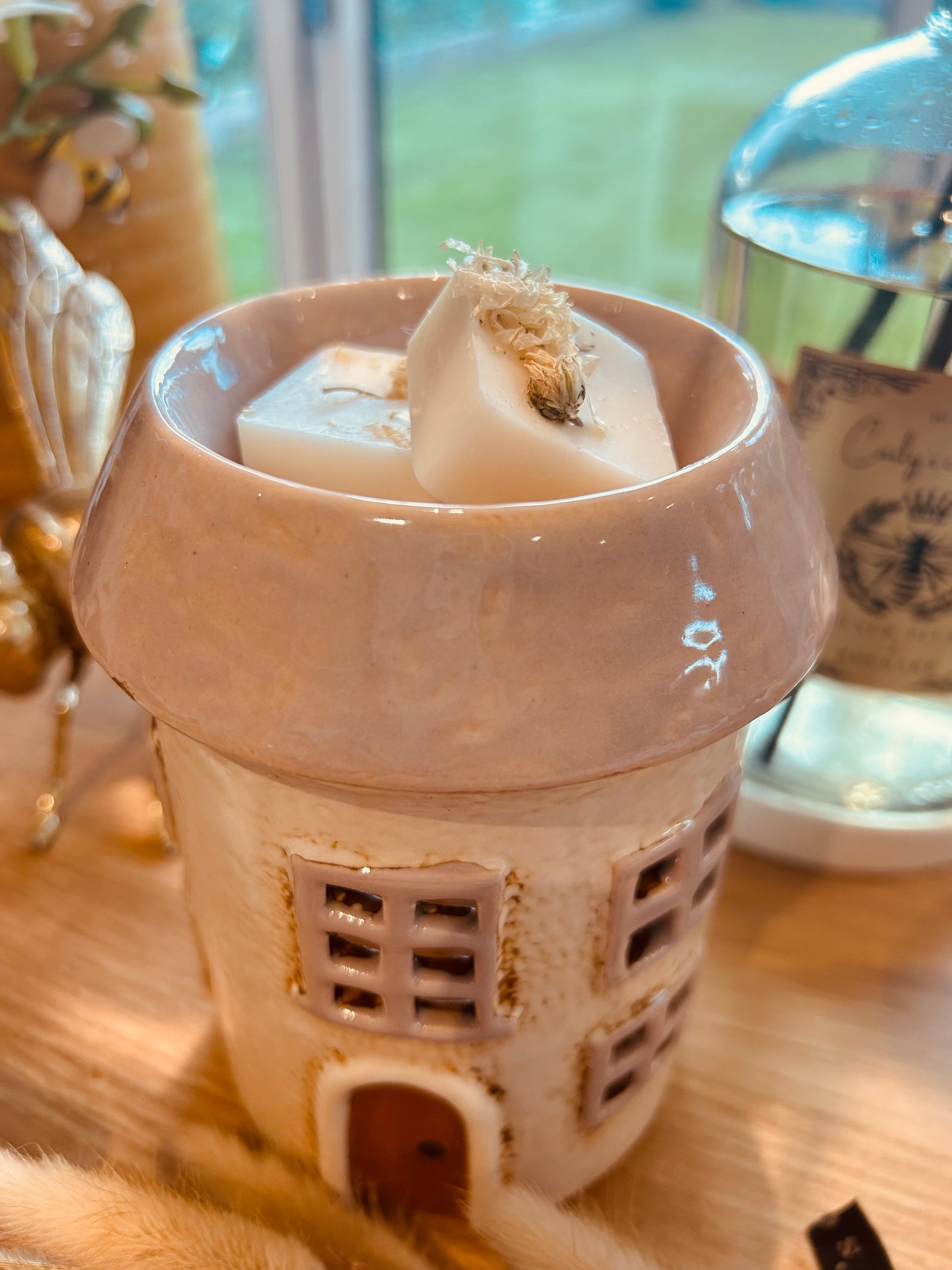 Village Pottery Warmer Windows Cream - Carly's candles & wax melts