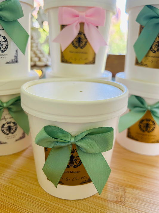 Pot of 8 Botanical soy wax melts- Enchanted Forest - Carly's candles & wax melts