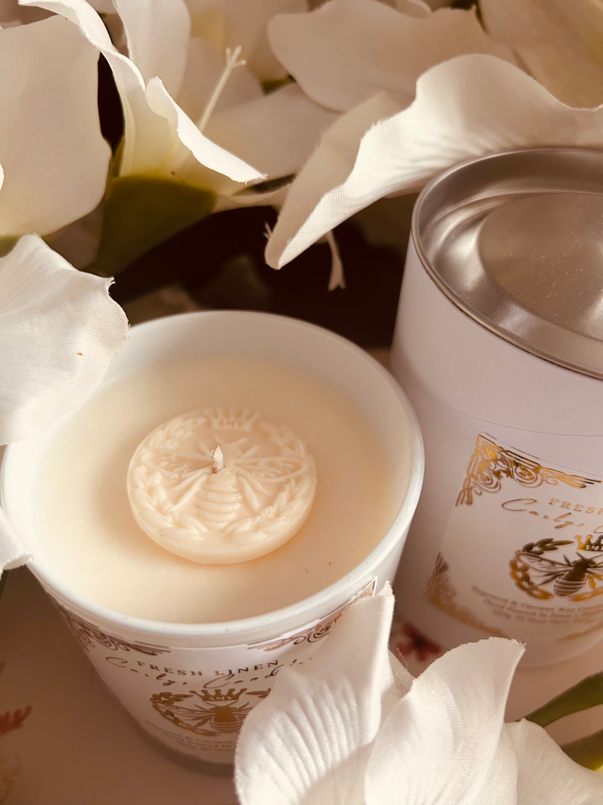 Fresh linen luxury rapeseed & coconut blend candle (without lid) - Carly's candles & wax melts